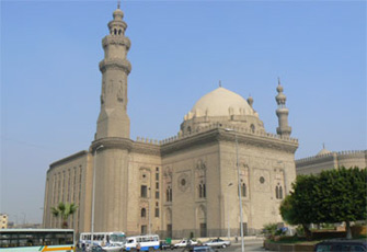 جولة تفقدية لوزير الآثار بمنطقة مسجد السلطان حسن