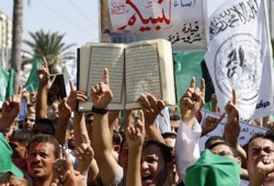 مسيرات حاشدة في قطاع غزة نصرةً للنبي الأكرم