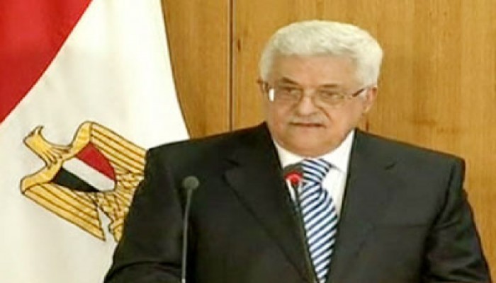 نائب بالتشريعي الفلسطيني: عباس لا يُفرِّق بين العدو والشقيق