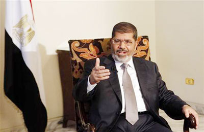 مرسي يستقبل وزير الخارجية البحريني