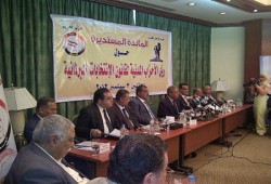 "أحزاب" تطالب بالاتفاق على النظام الانتخابي وتضمينه بالدستور