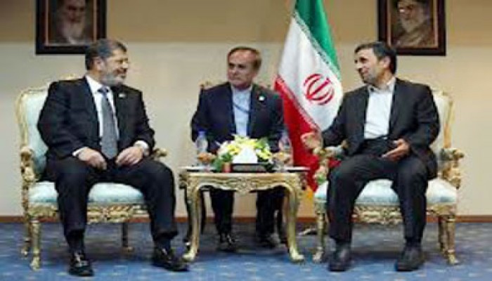 نجاد يؤكد للرئيس مرسي أن الشعب المصري صاحب حضارة عظيمة