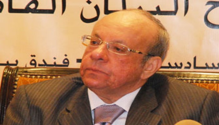 عبد المجيد: مشروع الدستور يلغي عقوبة الحبس في قضايا النشر