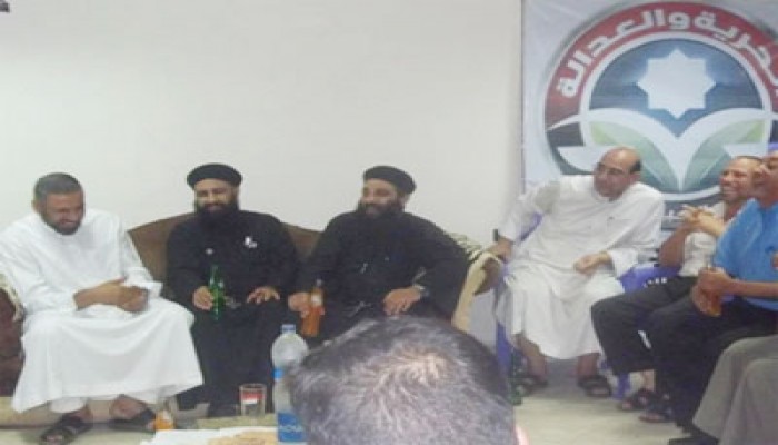 وفد كنسي يزور "الحرية والعدالة" بالمنوفية