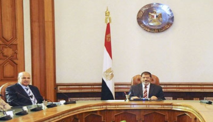 نائب الرئيس: مرسي أمر بإعادة النظر في منظومة تشريعات النشر