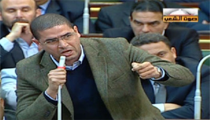 بلاغ يتهم أبو حامد بالتحريض على حرق مقرات الإخوان والحرية والعدالة