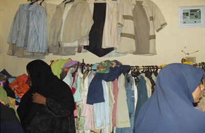 "إخوان أسوان" ينظمون معرضًا خيريًّا لملابس العيد بأسوان