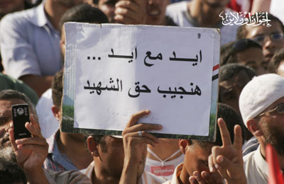 أهالي شهداء السويس: قرارات الرئيس أعادت للثورة روحها