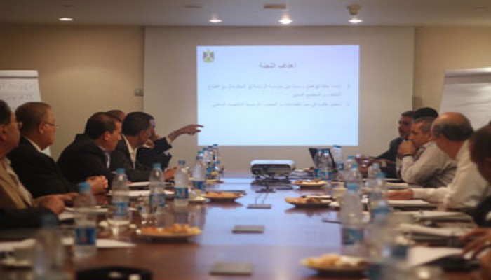 "تواصل رجال الأعمال بالرئاسة" تعقد اجتماعها الأول