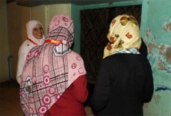 أمانة المرأة لـ"الحرية والعدالة" بالخانكة تنظم حملة للتوعية بمشكلة القمامة