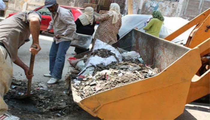 الوسط وحازمون ومصر القوية والنور يشاركون الحرية والعدالة حملة "وطن نظيف"