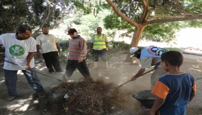 "الحرية والعدالة" يشارك في حملة "وطن نظيف" بشرق القاهرة