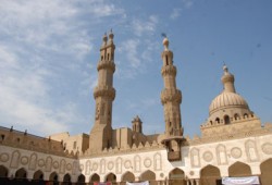 أزهريون يطالبون الرئيس بعدم اعتماد تشكيل "كبار العلماء"