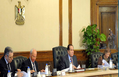 تقرير لرئيس الجمهورية من الجنزوري غدًا حول توصيات ومقترحات مجلس المحافظين