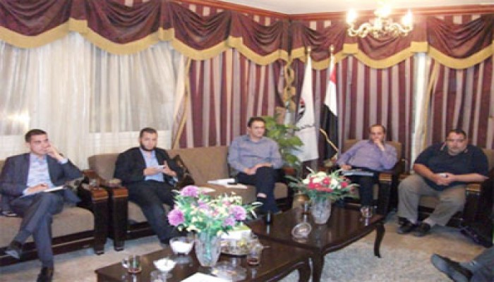 "صناعة" الحرية والعدالة تدرس مقترحات لدعم الاستثمار الصناعي