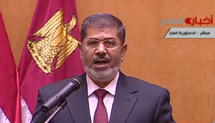 الرئيس بعد أداء اليمين بـ"الدستورية": اليوم ميلاد مصر القوية