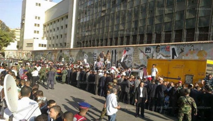 الحرس الجمهوري يؤمن "محمد محمود" والمنصة قبل وصول الرئيس