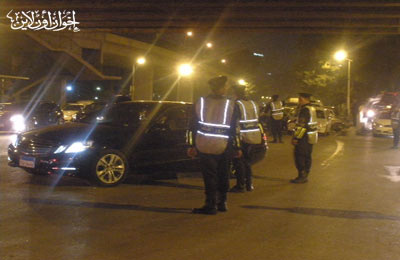 مرسي يبدأ تنفيذ محاور برنامجه الانتخابي بفتح ملف المرور