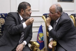 محافظ البحيرة يهنئ مرسي برئاسة الجمهورية