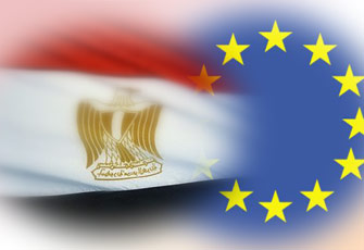 الاتحاد الأوروبي يهنئ مرسي ويعرب عن قلقه من حل البرلمان