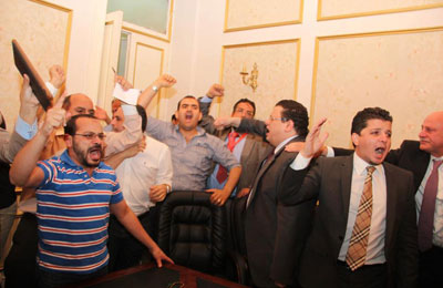 مسيرة من التحرير لحملة رئيس الجمهورية احتفالاً بفوزه