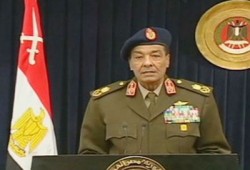 المشير طنطاوي يهنئ الرئيس المنتخب د. مرسي