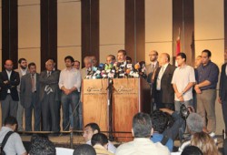 الرئيس: توحد القوى السياسية من أجل مصر وليس ضد أحد