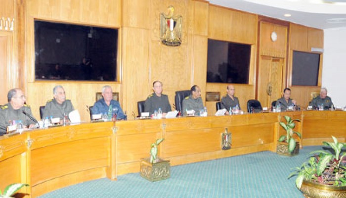 الواشنطن بوست: الإعلان الدستوري بداية لدكتاتورية عسكرية