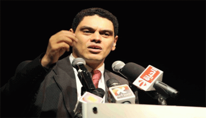 معتز عبد الفتاح: "الدستوري المكمل" تدخُّل في صلاحيات الرئيس