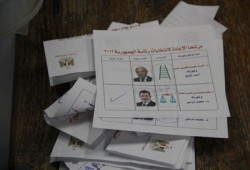 د. مرسي يتفوق على مرشح الفلول بعد فرز لجان المنزلة