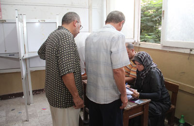 20% نسبة التصويت في اليوم الأول للإعادة بالبحر الأحمر