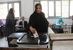 قاض بأسيوط يبطل أصوات مؤيدي د. مرسي