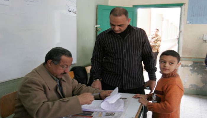 رجال جيش وشرطة متوفون بكشوف لجان الوادي الجديد!!