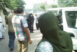 نقل جماعي للراهبات وتصويت طائفي لمرشح الفلول بمصر القديمة