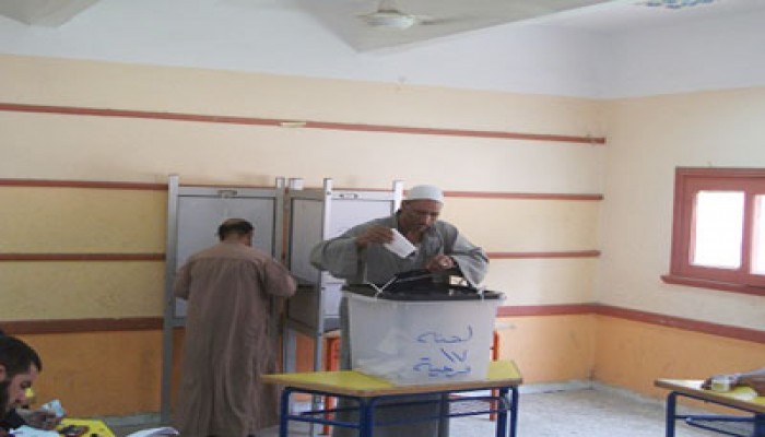 محضر ضد ناخب بكفر الشيخ لتصويره بطاقة الانتخاب