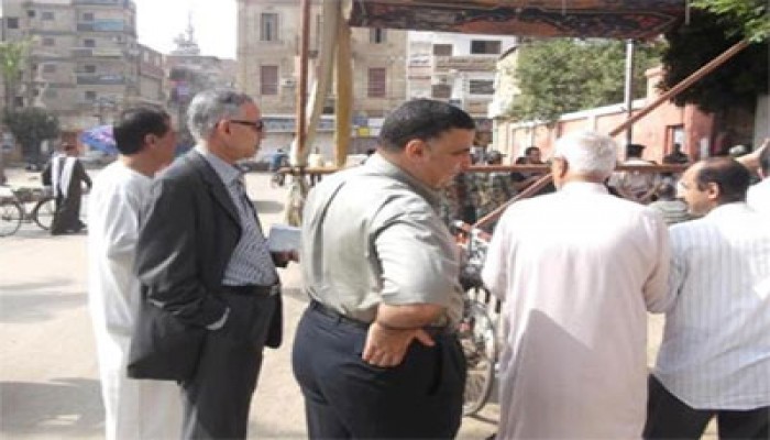 د. بشر يصرُّ على الوقوف في طابور الناخبين للإدلاء بصوته