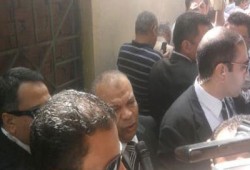 د. الكتاتني يدلي بصوته بـ6 أكتوبر ويصرُّ على الوقوف في الطابور