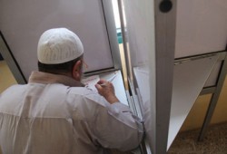 مواطن يكتشف التصويت باسمه في لجنة بالدقي
