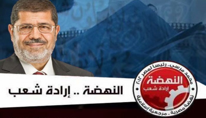 مرشح الثورة يدلي بصوته في الزقازيق