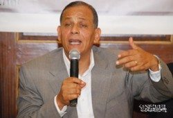 السادات ينفي ادِّعاءات الصحافة الصهيونية حول لقاء أعضاء الكنيست