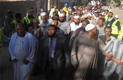 القوى الوطنية تنظم مسيرة لدعم مرسي بأسيوط