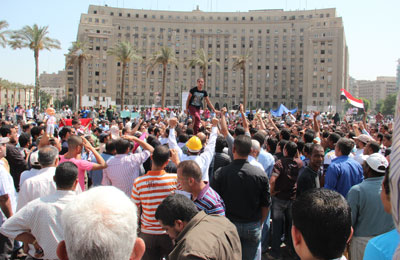 الميدان والانتخابات.. الفرصة الأخيرة لإنقاذ الثورة