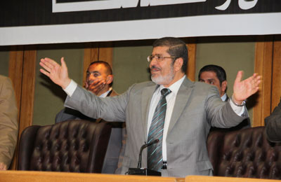 القبائل العربية: مرسي رمز الثورة ولن نسمح بعودة "المنحل"