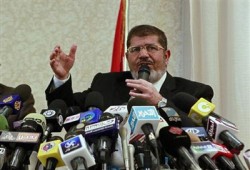 د. مرسي يعقد مؤتمرًا صحفيًّا للتعليق على أحكام قتلة الثوار