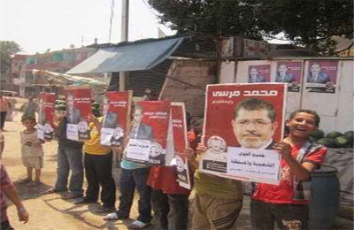 الجيزة.. عشرات الأشبال في مسيرة دعمًا لمرسي