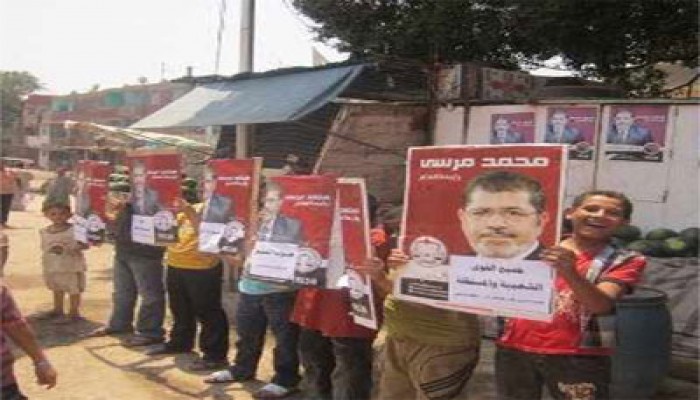 الجيزة.. عشرات الأشبال في مسيرة دعمًا لمرسي