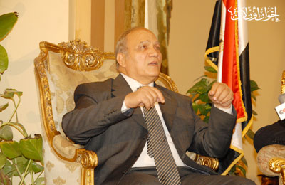 السفير عبد الله الأشعل: صعود شفيق لغز علينا حلّه بالاتحاد