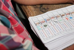 مرسي يتصدر بعد فرز 90% من الأصوات