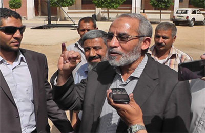 المرشد العام يدلي بصوته في بني سويف