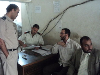 فلول القليوبية يغلقون اللجان بالخصوص